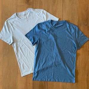 NWOT Set of 2 Fulcrum T-Shirts- size M
